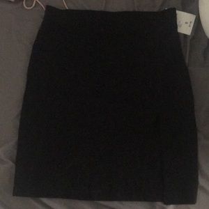 Black skirt with slit